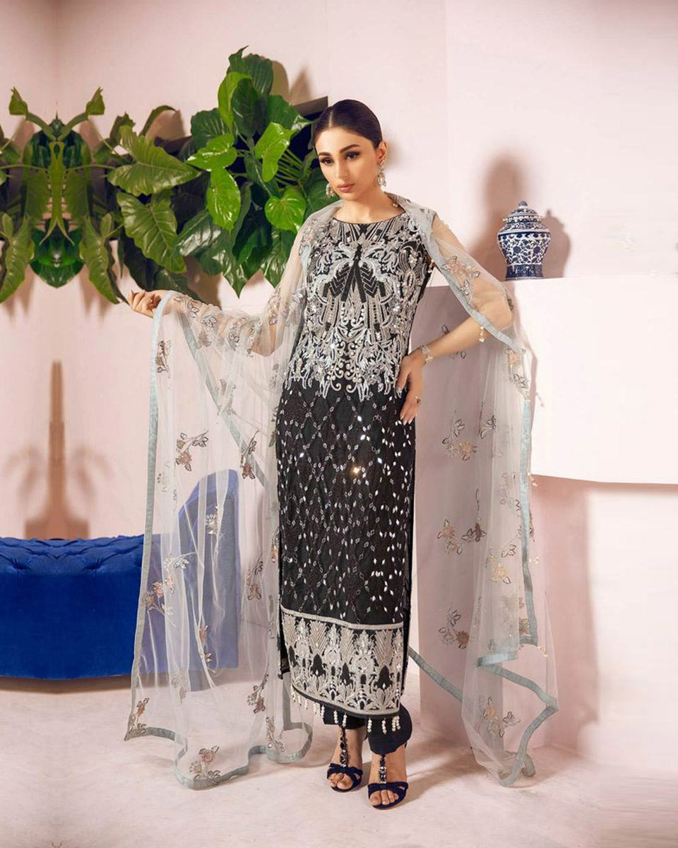 Heavy party online dresses pakistani