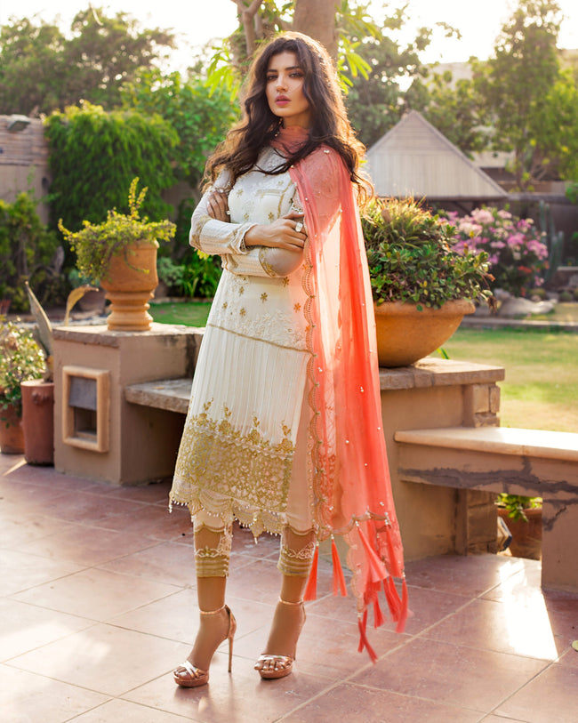 Off White Color Fox Georgette Unstitched Pakistani  Salwar kameez Suit