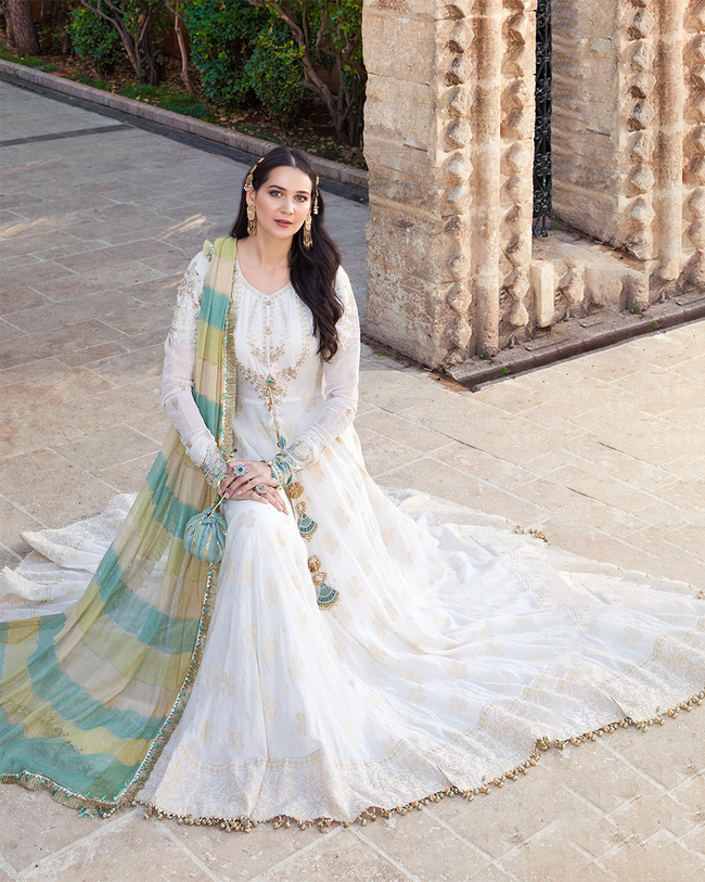 Pakistani White Dress in Wedding Pishwas Frock Style – tariqfarooq