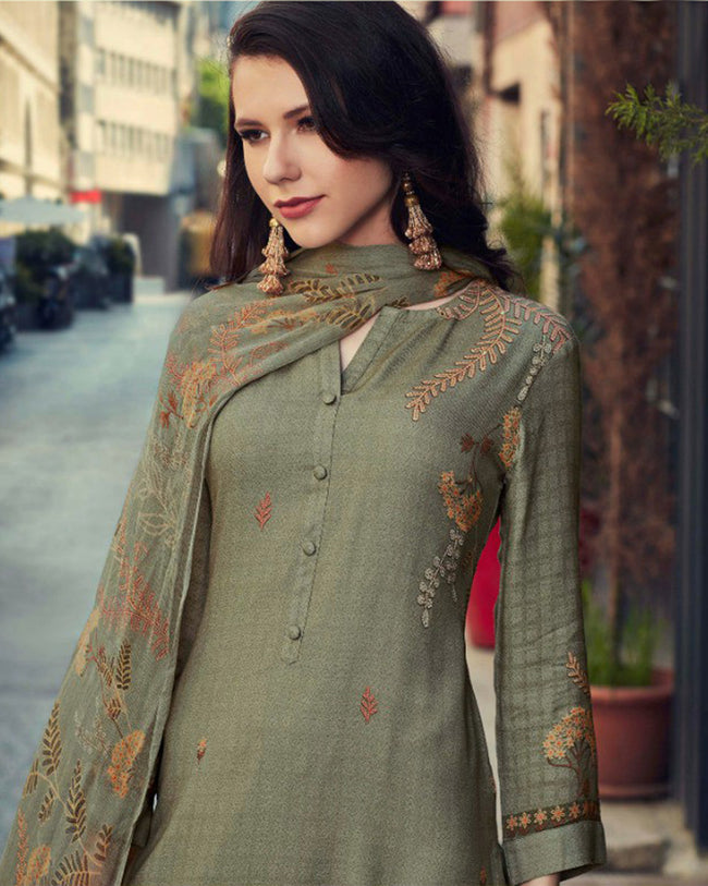 Why Pashmina Salwar Suits Are the Way to Go This Winter – Rakhi Fashion Pvt  Ltd